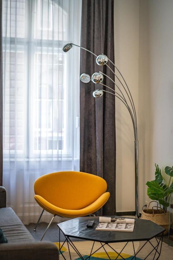 Luxury Nova Home Next To The New York Cafe Budapest Eksteriør bilde